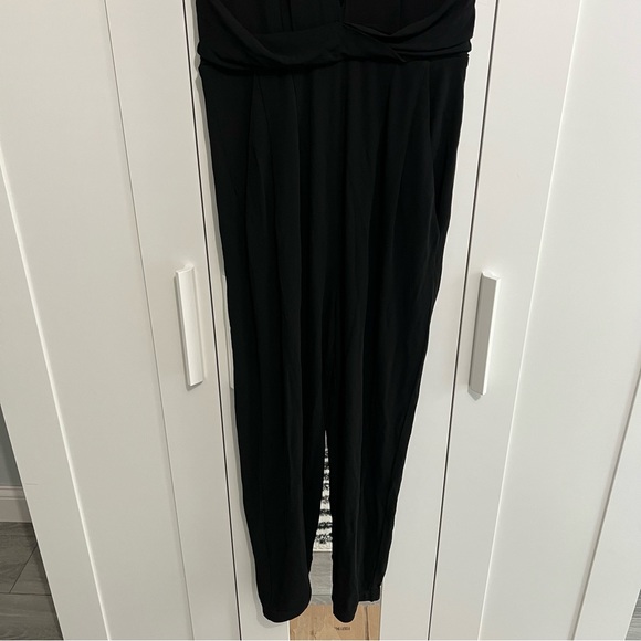 Elie Tahari jumpsuit, black, size 4 - Picture 10 of 16